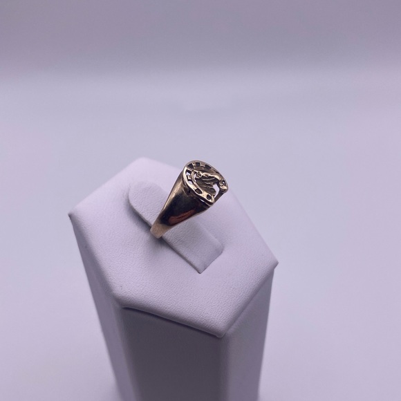 10k yellow gold Horseshoe ring - Picture 3 of 11